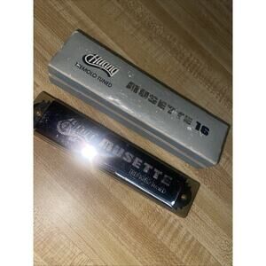 HUANG Harmonica MUSETTE TREMELO TUNED In Original Box Plays Great